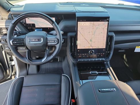 New 2026 GMC Yukon AT4 Ultimate w/ LPO, Floor Liner Package AWD/4WD image 7