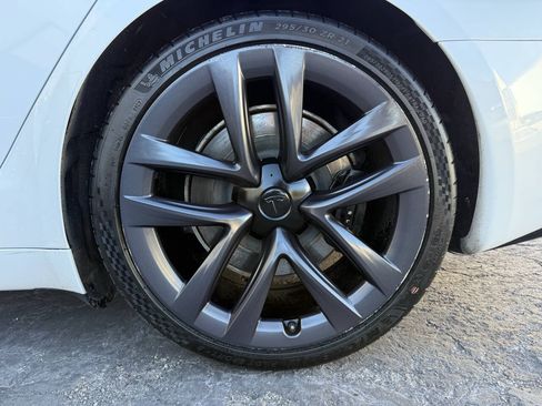 Used 2021 Tesla Model S Long Range AWD/4WD image 36