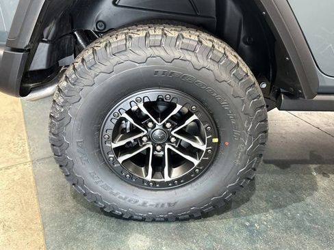 New 2026 Jeep Wrangler Unlimited Rubicon 392 image 18