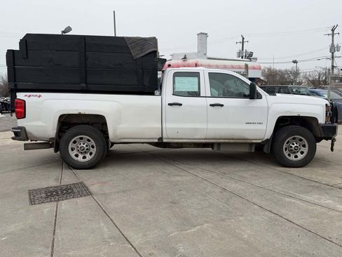 Used 2016 Chevrolet Silverado 3500 W/T image 3