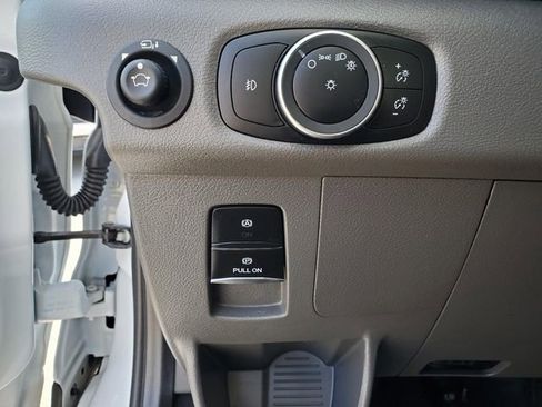 Used 2023 Ford Transit 350 XLT image 18