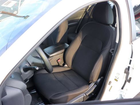 Used 2024 Nissan Sentra S FWD image 11