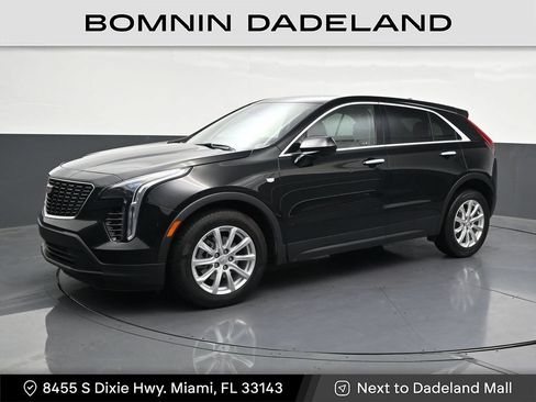 Used 2023 Cadillac XT4 Luxury FWD image 1