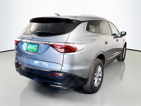 Used 2024 Buick Enclave Essence FWD image 10