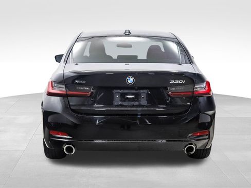 Certified 2023 BMW 330i xDrive Sedan w/ Driving Assistance Package image 4