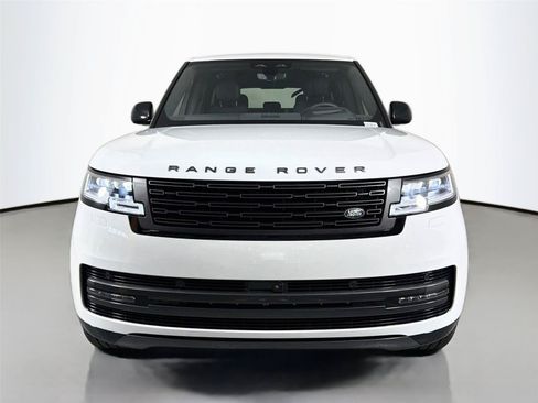 New 2026 Land Rover Range Rover SE AWD/4WD image 2