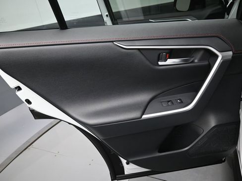 Used 2025 Toyota RAV4 XSE image 30