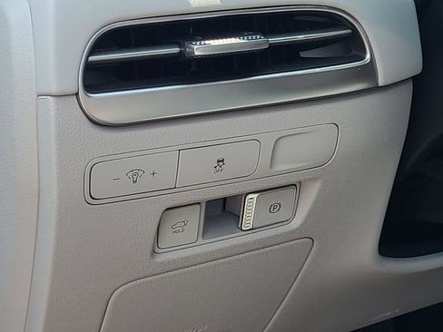 Used 2025 Hyundai Palisade SEL FWD image 14