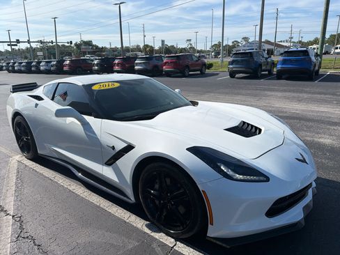 Used 2018 Chevrolet Corvette Stingray Coupe w/ Carbon Flash Badge Package RWD image 7