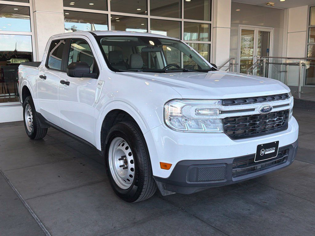 Used 2024 Ford Maverick XLT FWD image 6