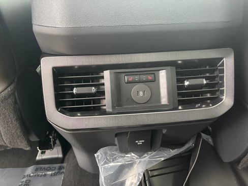 New 2026 Ford F250 Platinum image 45