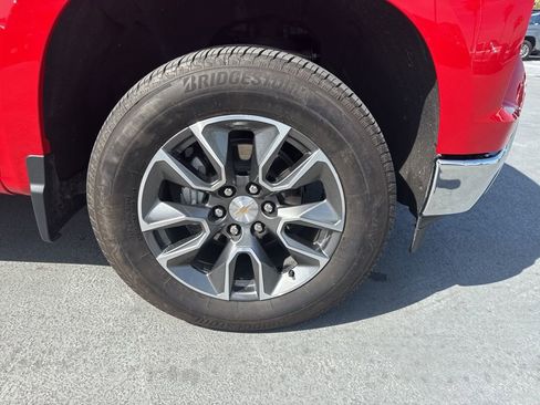 Used 2025 Chevrolet Silverado 1500 LT w/ Safety Package image 6