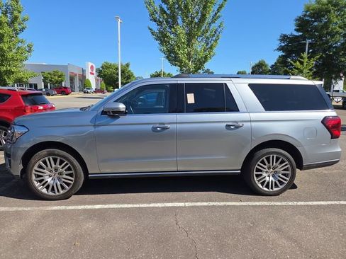 Used 2024 Ford Expedition Max Limited AWD/4WD image 6