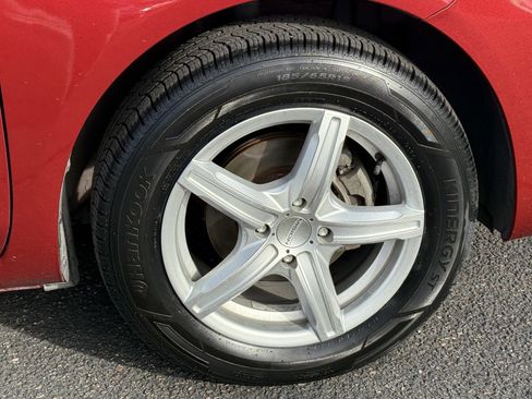 Used 2018 Nissan Versa SV image 28