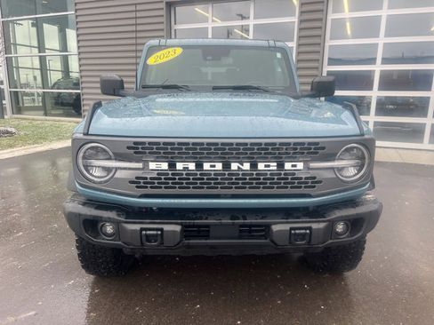 Used 2023 Ford Bronco Badlands image 2