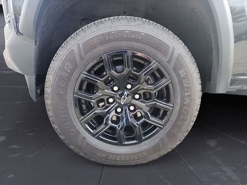 Used 2023 Chevrolet Colorado Trail Boss w/ Advanced Trailering Package AWD/4WD image 14