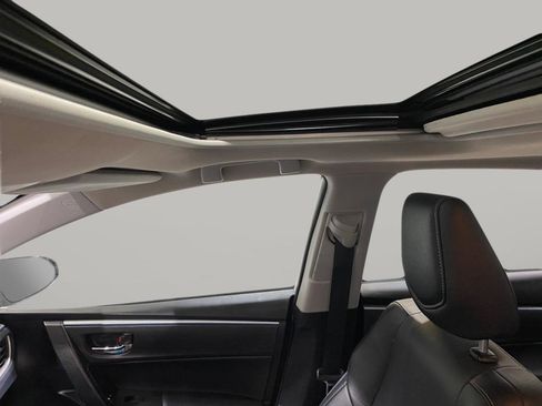 Used 2016 Toyota Corolla S FWD image 13