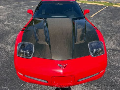 Used 1999 Chevrolet Corvette Coupe w/ Performance Handling Pkg RWD image 21