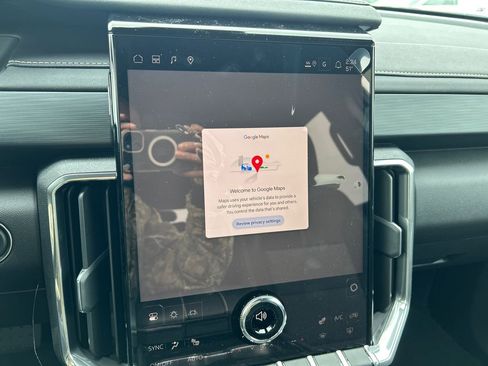 New 2026 GMC Acadia Elevation image 29