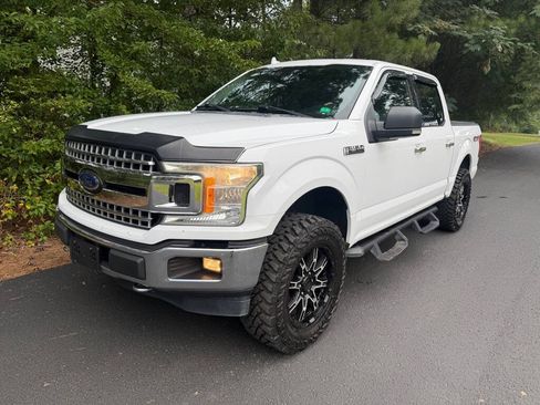 Used 2018 Ford F150 XLT w/ Equipment Group 302A Luxury AWD/4WD image 1
