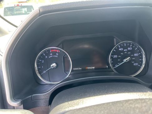 Used 2020 Ford F350 Lariat w/ Lariat Ultimate Package image 4