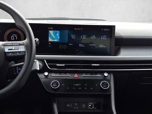 Used 2025 Hyundai Sonata SEL FWD image 14