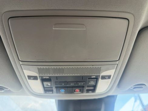 Used 2017 Acura MDX SH-AWD w/ Tech & Entertainment image 23