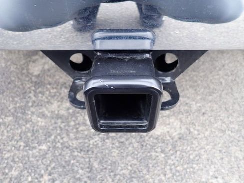 Used 2025 Chevrolet Silverado 1500 LT image 6