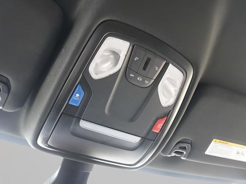 Used 2024 RAM 2500 Big Horn w/ Off Road Package AWD/4WD image 19