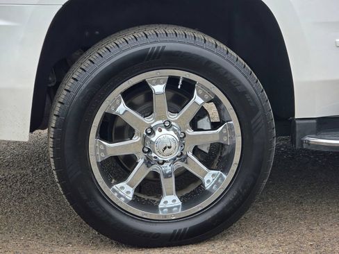 Used 2018 Chevrolet Tahoe Premier AWD/4WD image 37