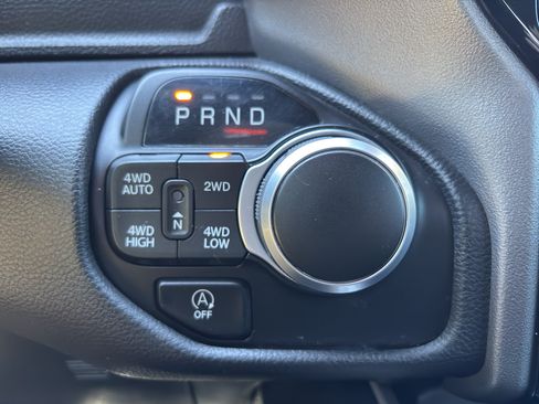 Used 2023 RAM 1500 Big Horn AWD/4WD image 12