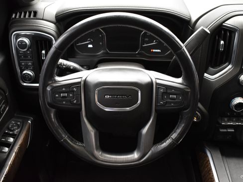 Used 2021 GMC Sierra 3500 Denali w/ Denali Ultimate Package image 14