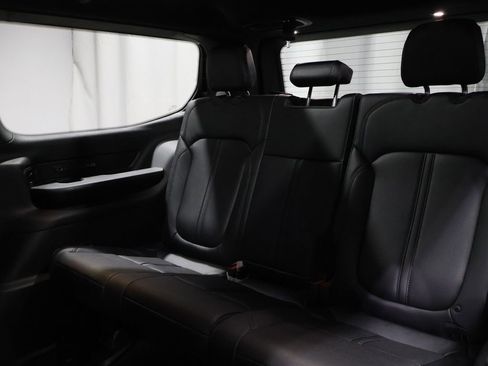 New 2026 Jeep Grand Wagoneer Limited AWD/4WD image 10