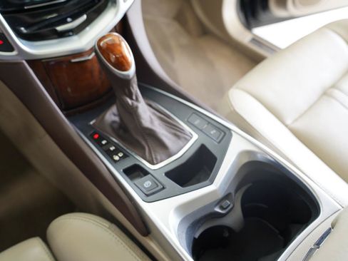 Used 2015 Cadillac SRX Luxury FWD image 21