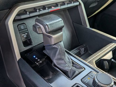 Used 2024 Toyota Tundra SR5 w/ SR5 Premium Package AWD/4WD image 21
