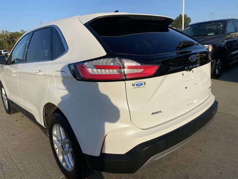 Used 2022 Ford Edge SEL w/ Convenience Package image 8
