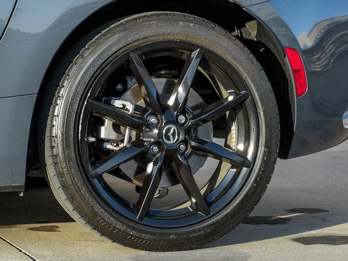 Used 2020 MAZDA MX-5 Miata Club image 56