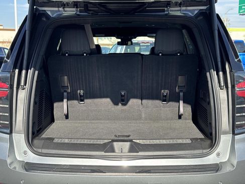 Used 2025 Chevrolet Tahoe RST image 27