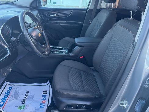 Used 2018 Chevrolet Equinox LT image 10