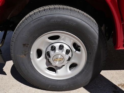New 2026 Chevrolet Express 2500 RWD image 24