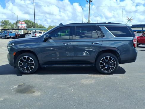 Used 2021 Chevrolet Tahoe RST w/ Luxury Package RWD image 2
