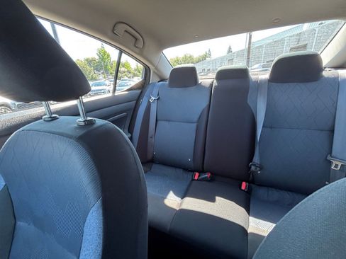 Used 2025 Nissan Versa SV FWD image 37