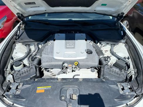 Used 2012 INFINITI G37 Journey w/ Premium Pkg image 18