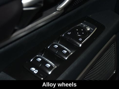 Used 2025 Kia Telluride S FWD image 24