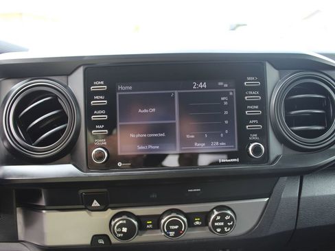 Used 2020 Toyota Tacoma SR w/ SR Convenience Package image 23