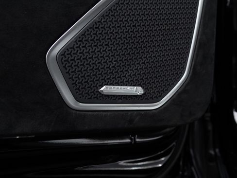 Used 2024 Lamborghini Urus Performante image 37