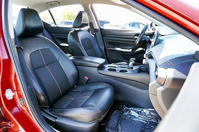 Used 2020 Nissan Altima 2.5 SR FWD image 19