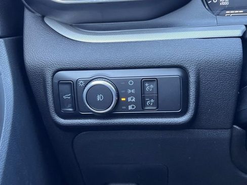 Certified 2024 Ford Explorer XLT w/ Equipment Group 202A AWD/4WD image 31