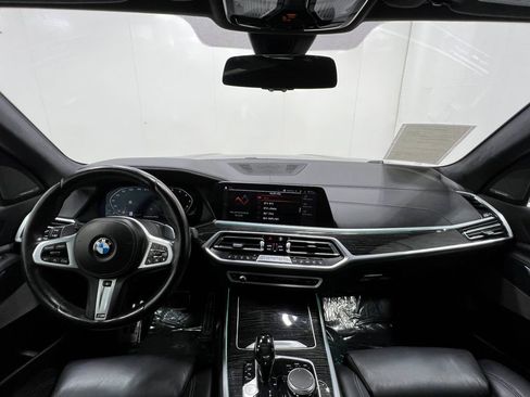 Used 2022 BMW X7 M50i w/ Cold Weather Package AWD/4WD image 22