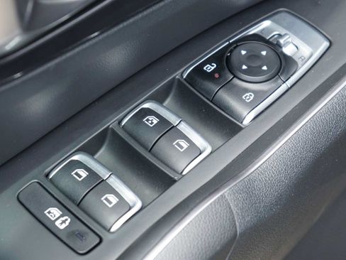 Certified 2024 Kia Sorento LX FWD image 16